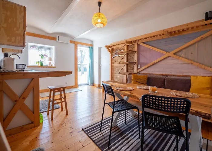 Kwatera Karkonoska 옐레니아구라