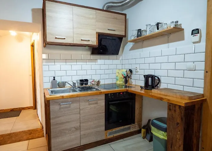 Kwatera Karkonoska 옐레니아구라