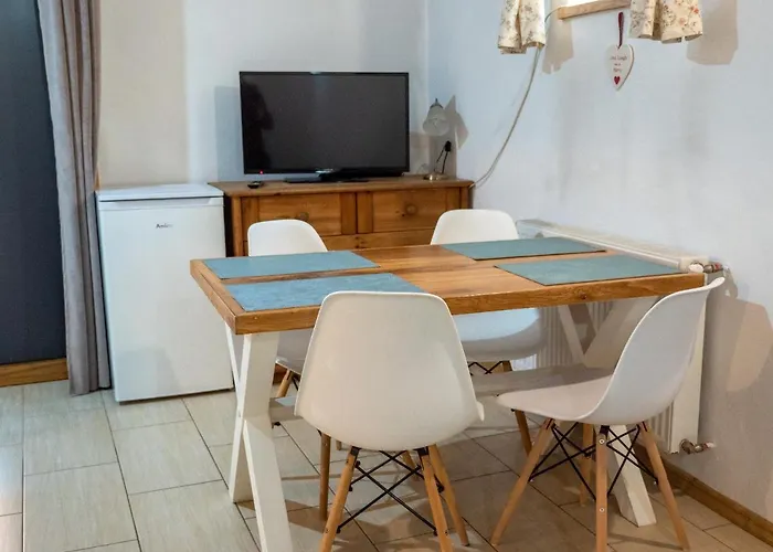 Kwatera Karkonoska 옐레니아구라