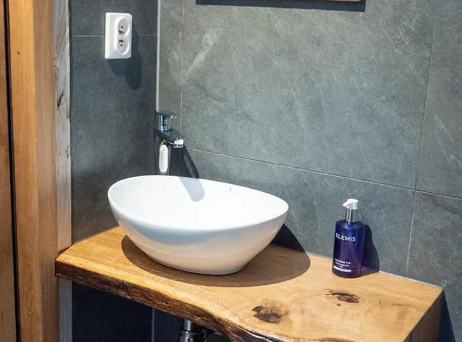 Kwatera Karkonoska 팜스테이 *