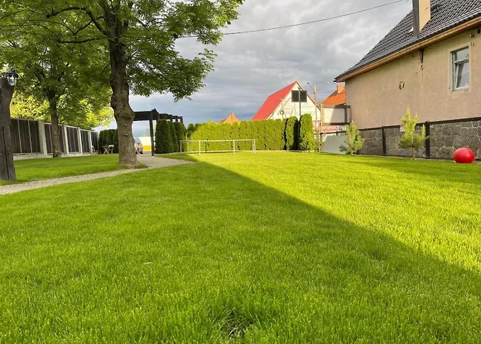 Kwatera Karkonoska * 옐레니아구라